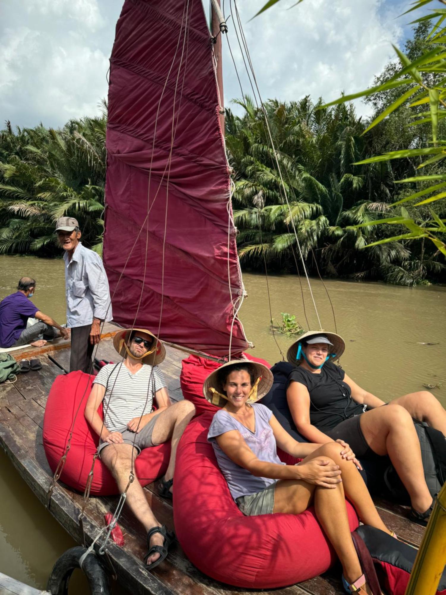 Innerzen Riverside Homestay Ben Tre - Japanese Style Eksteriør billede